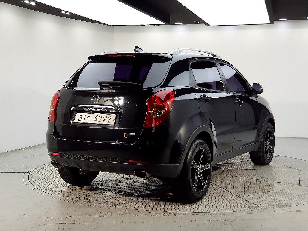 Ssangyong Korando - Vista 6