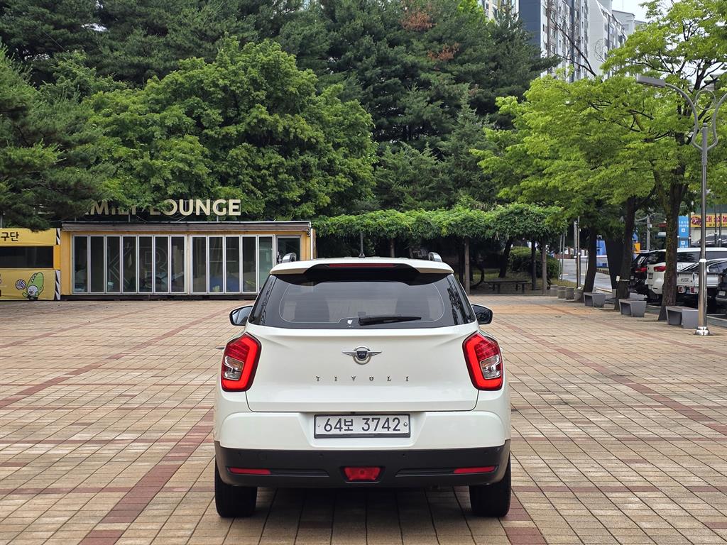 Ssangyong Tivoli - Vista 7