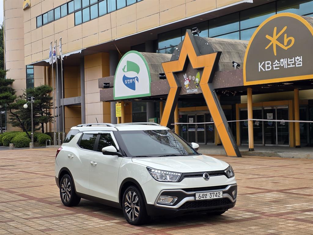 Ssangyong Tivoli - Vista 2