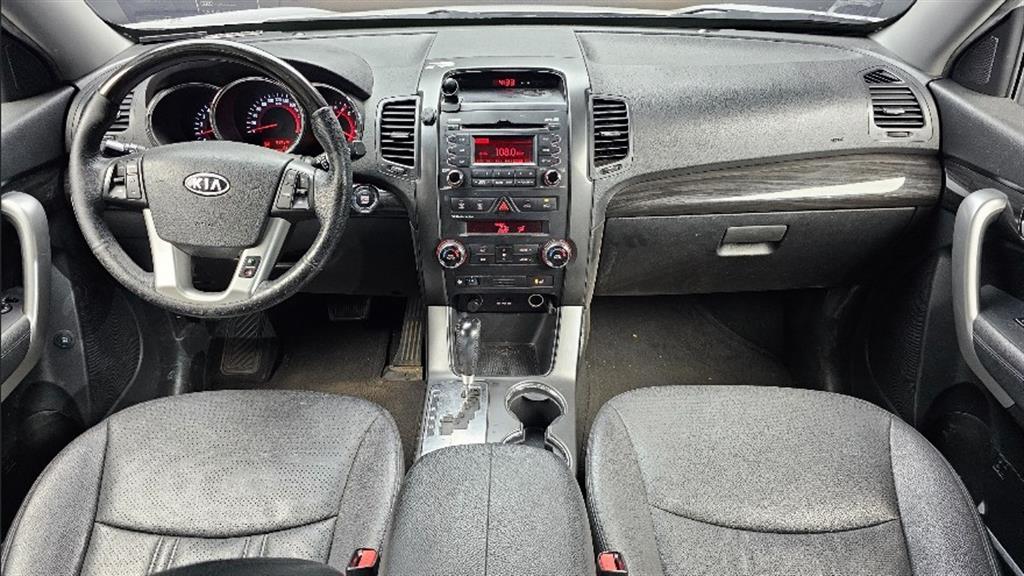 KIA Sorento - Vista 9