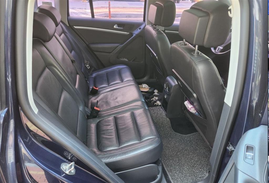 Volkswagen Tiguan - Vista 11