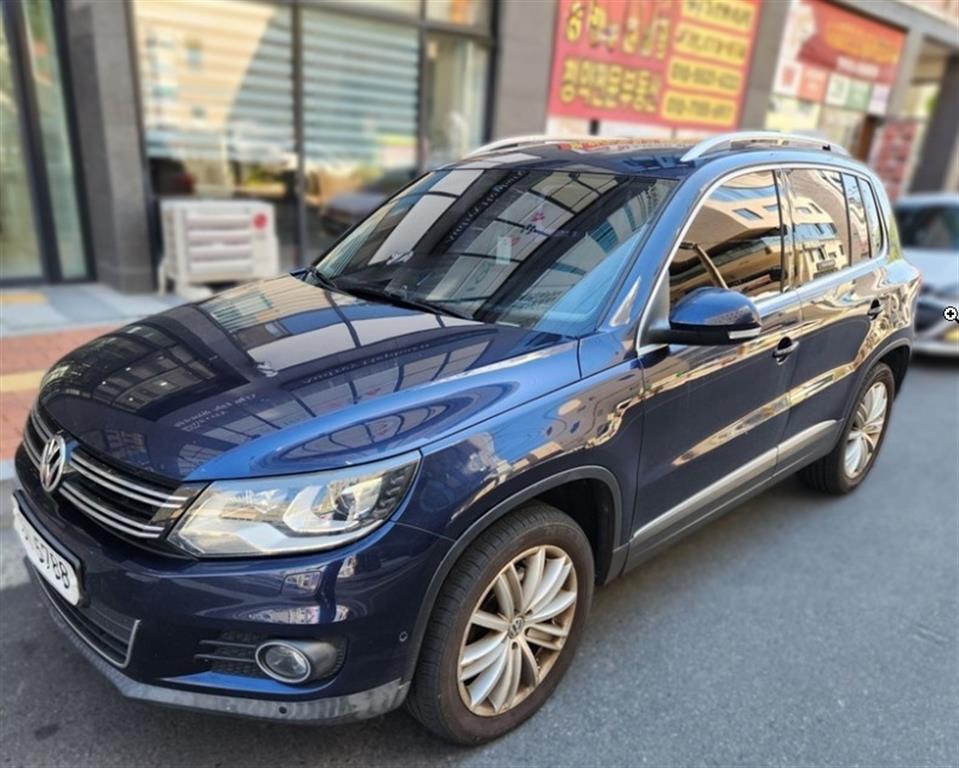 Volkswagen Tiguan - Vista 2