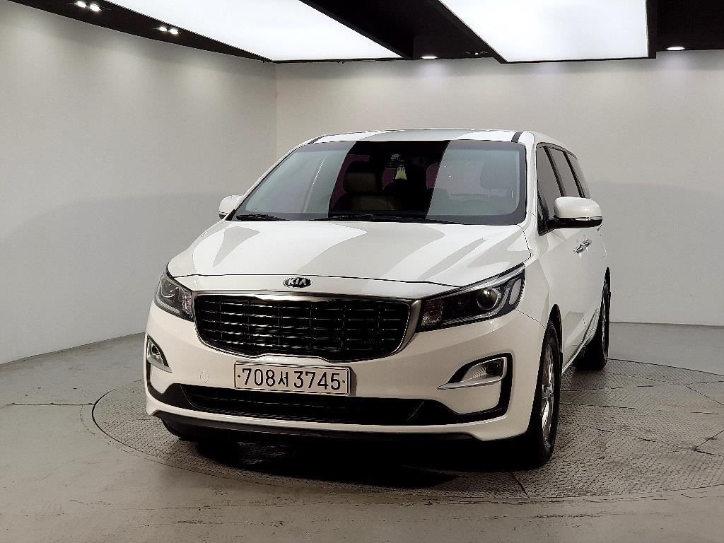 KIA Carnival - Vista 2