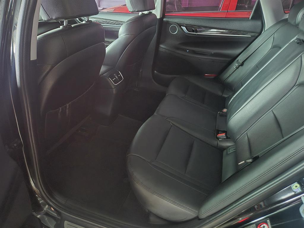 HYUNDAI Grandeur - Vista 9