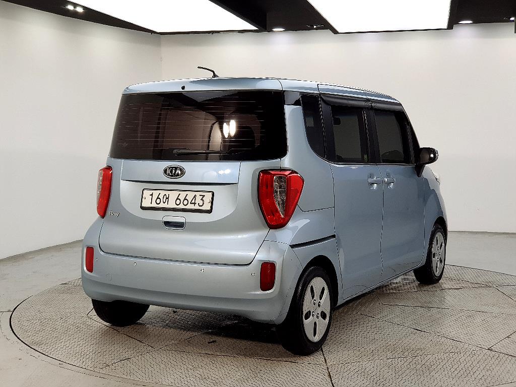 KIA Ray - Vista 6