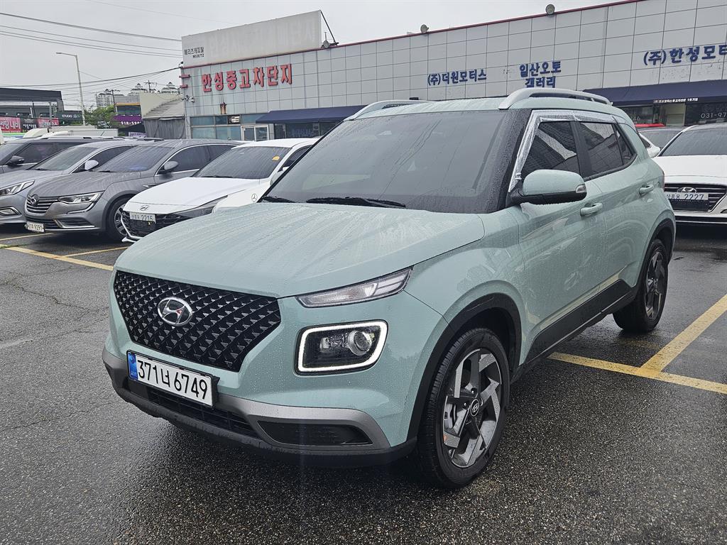 HYUNDAI Venue - Vista 2