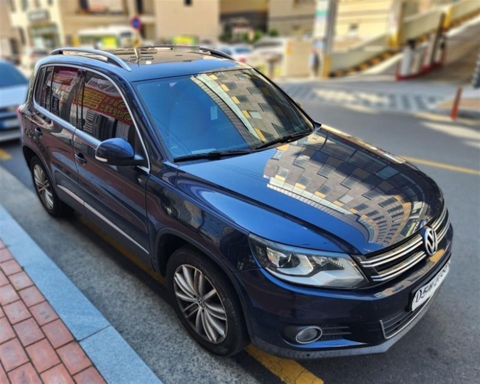 Volkswagen Tiguan - Vista 3
