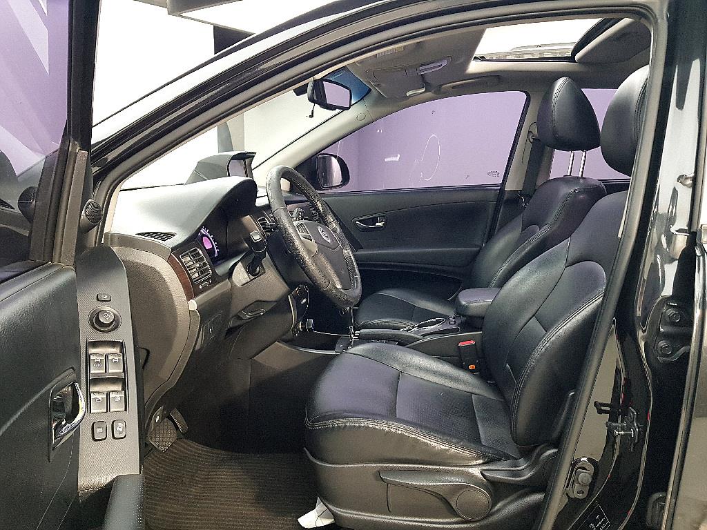 Ssangyong Korando - Vista 9