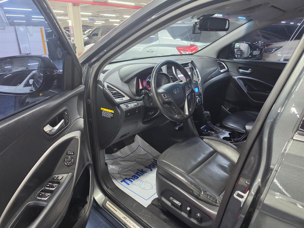 HYUNDAI Maxcruz - Vista 10