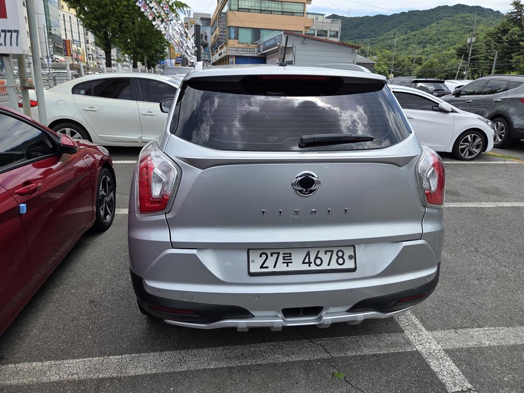 Ssangyong Tivoli - Vista 8