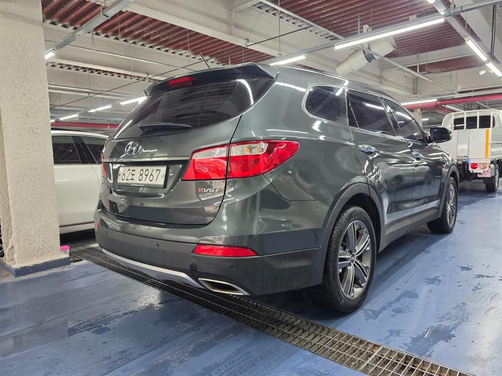 HYUNDAI Maxcruz - Vista 2