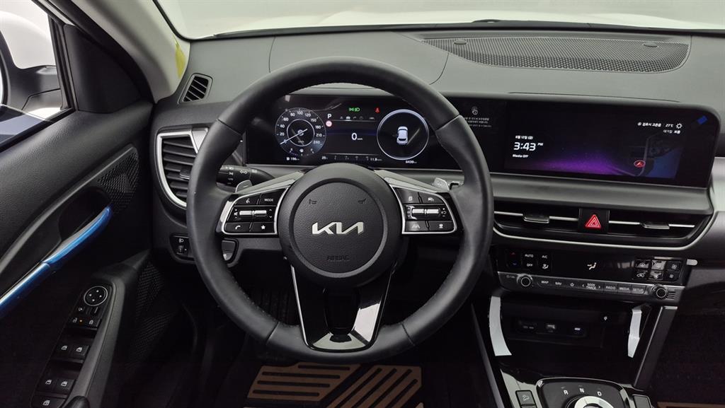 KIA Seltos - Vista 12