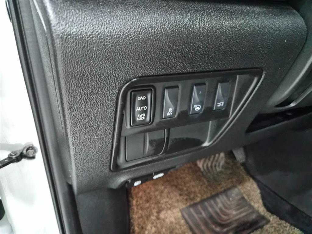 SAMSUNG QM6 2018 Blanco - Importación desde Corea - HF Imports Iquique - Foto 13