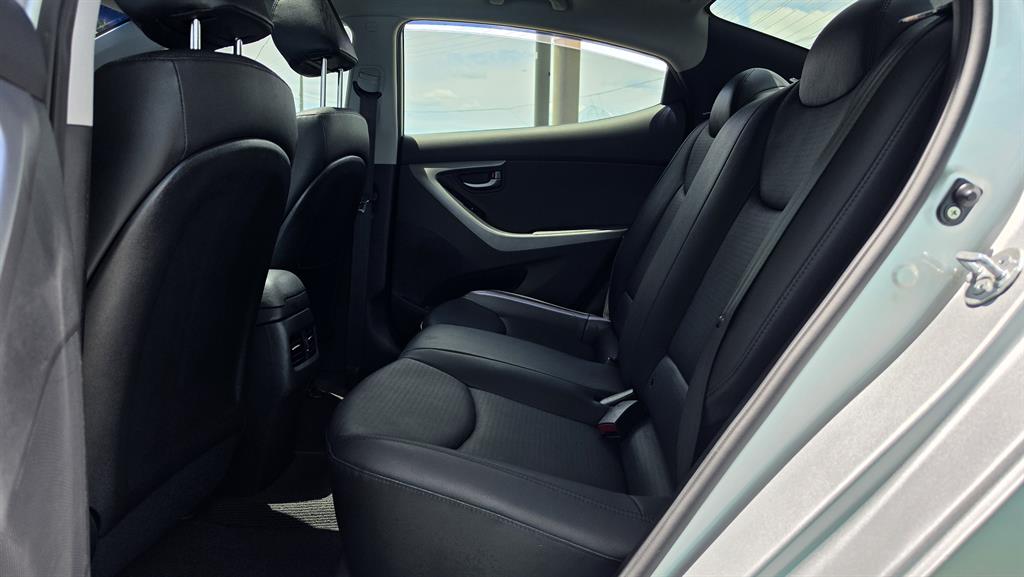 HYUNDAI Avante 2014 Gris - Importación desde Corea - HF Imports Iquique - Foto 14