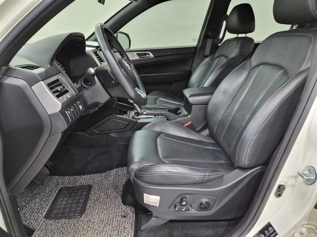 Ssangyong Rexton 2019 Blanco - Importación desde Corea - HF Imports Iquique - Foto 13