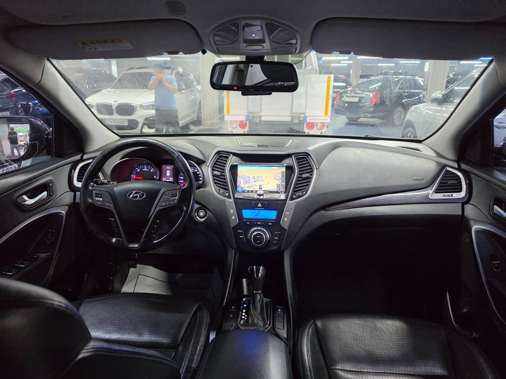 HYUNDAI Maxcruz - Vista 8