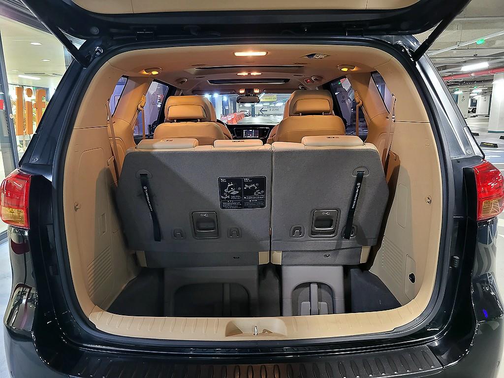 KIA Carnival 2017 Negro - Importación desde Corea - HF Imports Iquique - Foto 20