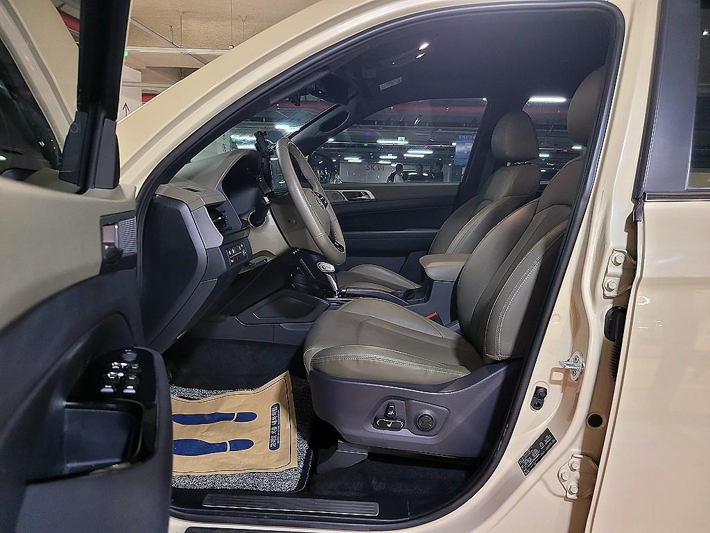 Ssangyong Rexton - Vista 9