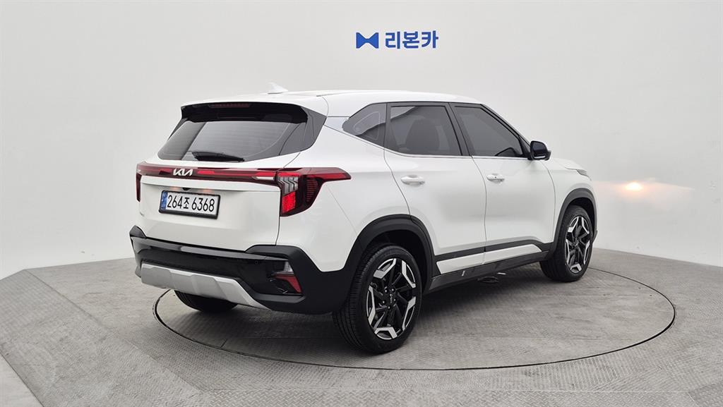 KIA Seltos - Vista 3