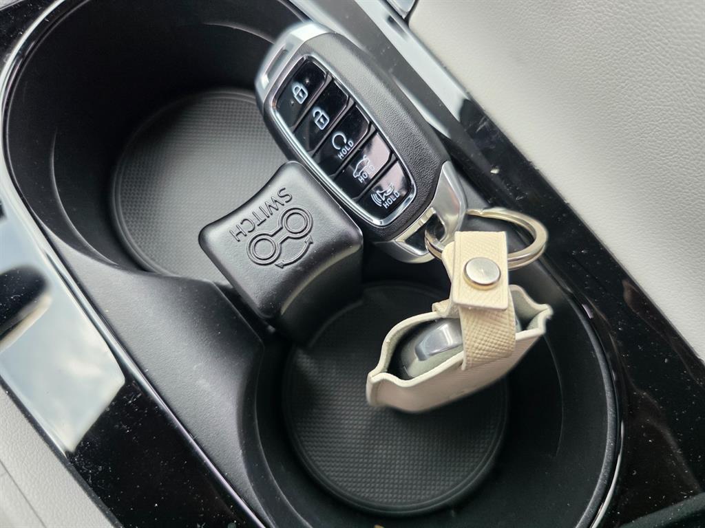 HYUNDAI Avante - Vista 11
