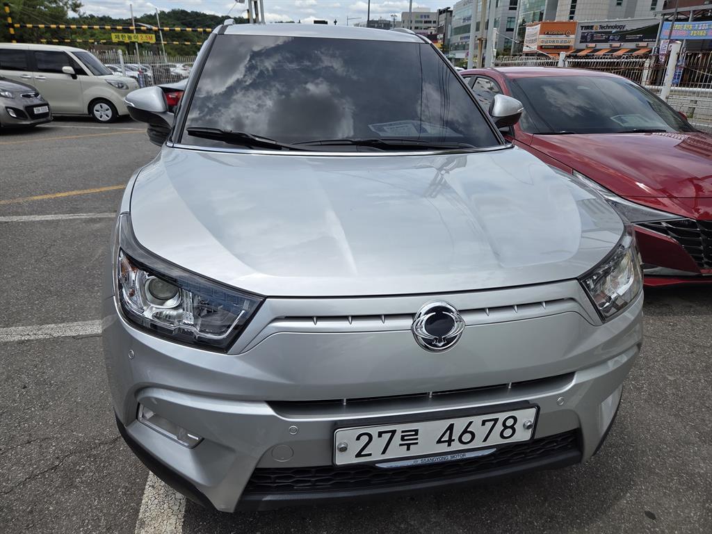 Ssangyong Tivoli 2017 Plateado - Importación desde Corea - HF Imports Iquique - Foto 1