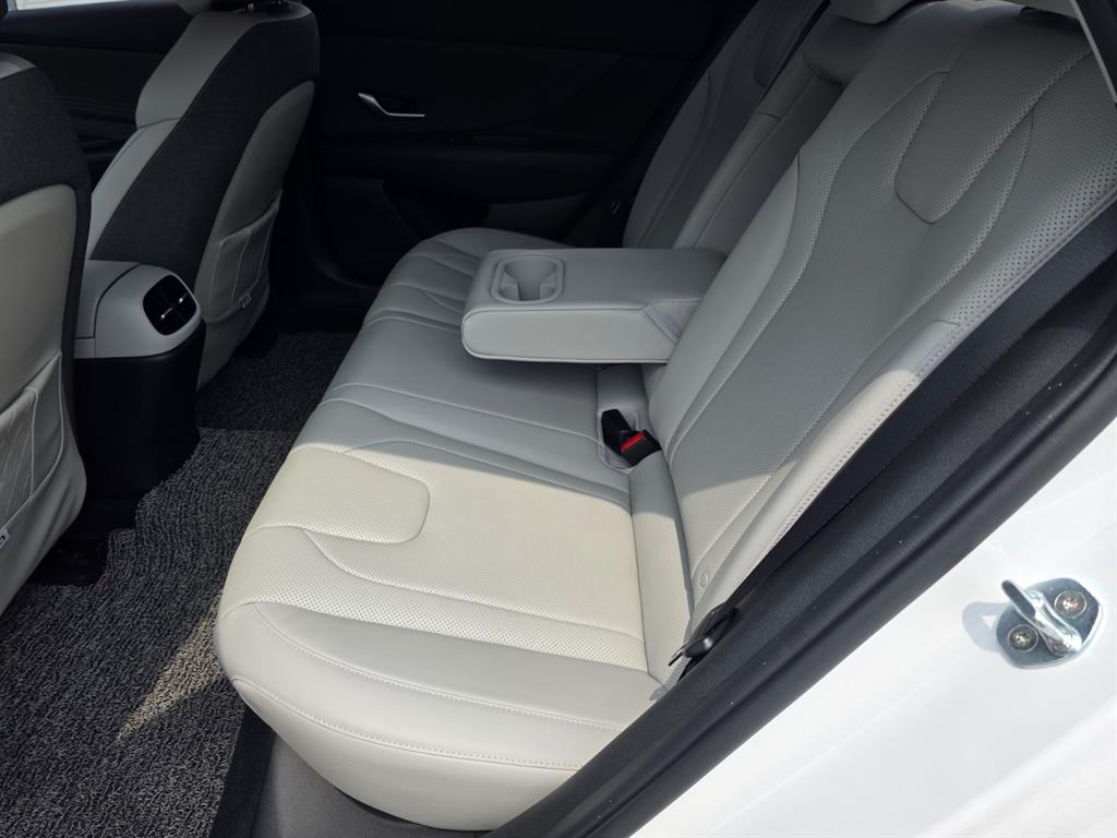HYUNDAI Avante 2021 Blanco - Importación desde Corea - HF Imports Iquique - Foto 17