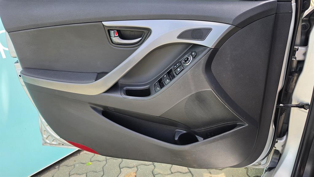 HYUNDAI Avante 2014 Gris - Importación desde Corea - HF Imports Iquique - Foto 19