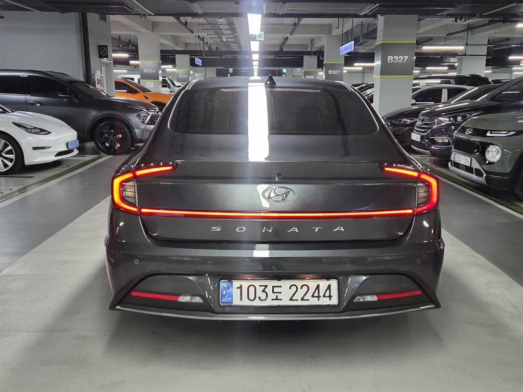 HYUNDAI Sonata - Vista 7