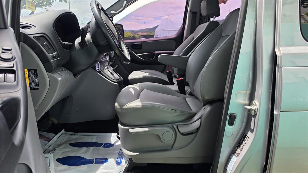 HYUNDAI Starex 2018 Gris - Importación desde Corea - HF Imports Iquique - Foto 13