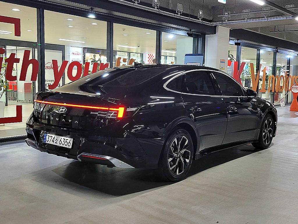 HYUNDAI Sonata - Vista 6