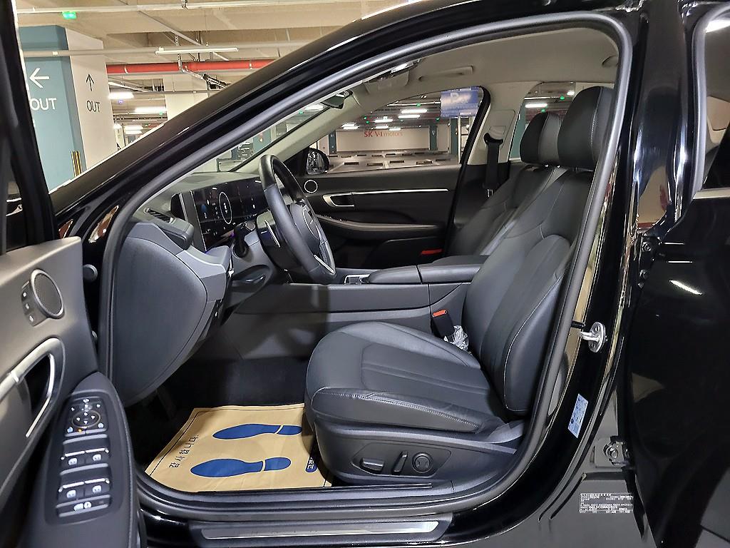 HYUNDAI Sonata - Vista 9