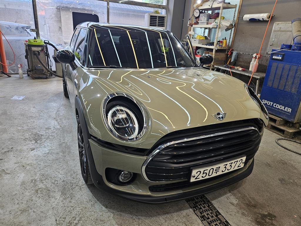 Mini Clubman 2019 Café - Importación desde Corea - HF Imports Iquique - Foto 1