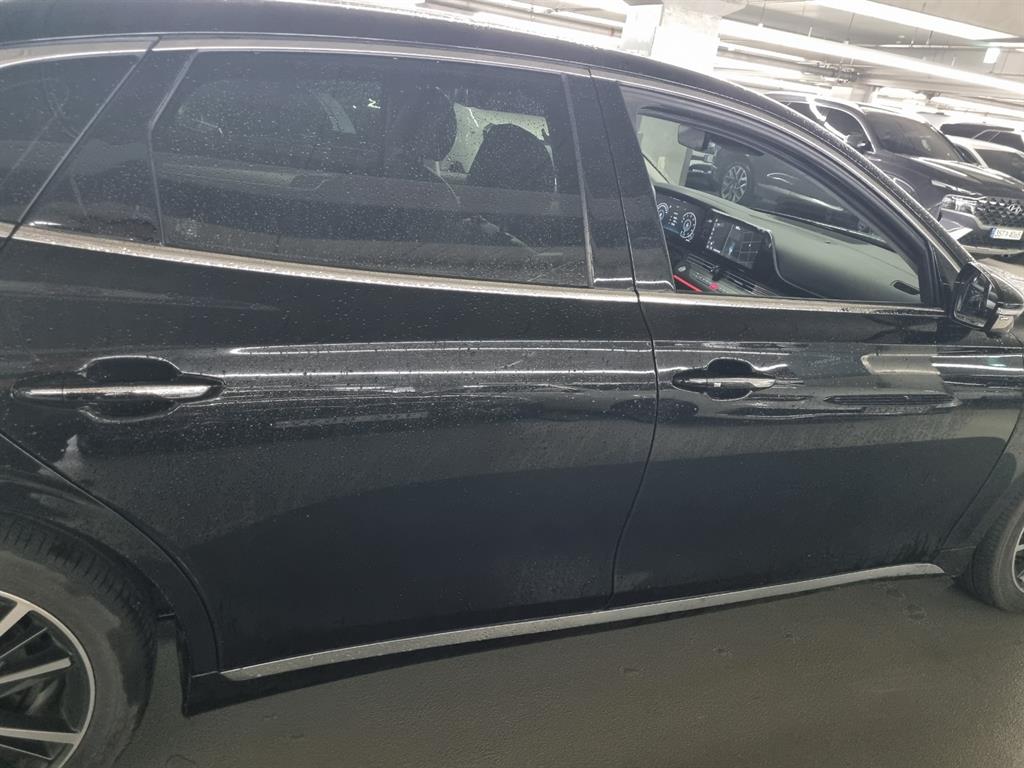 HYUNDAI Grandeur - Vista 5