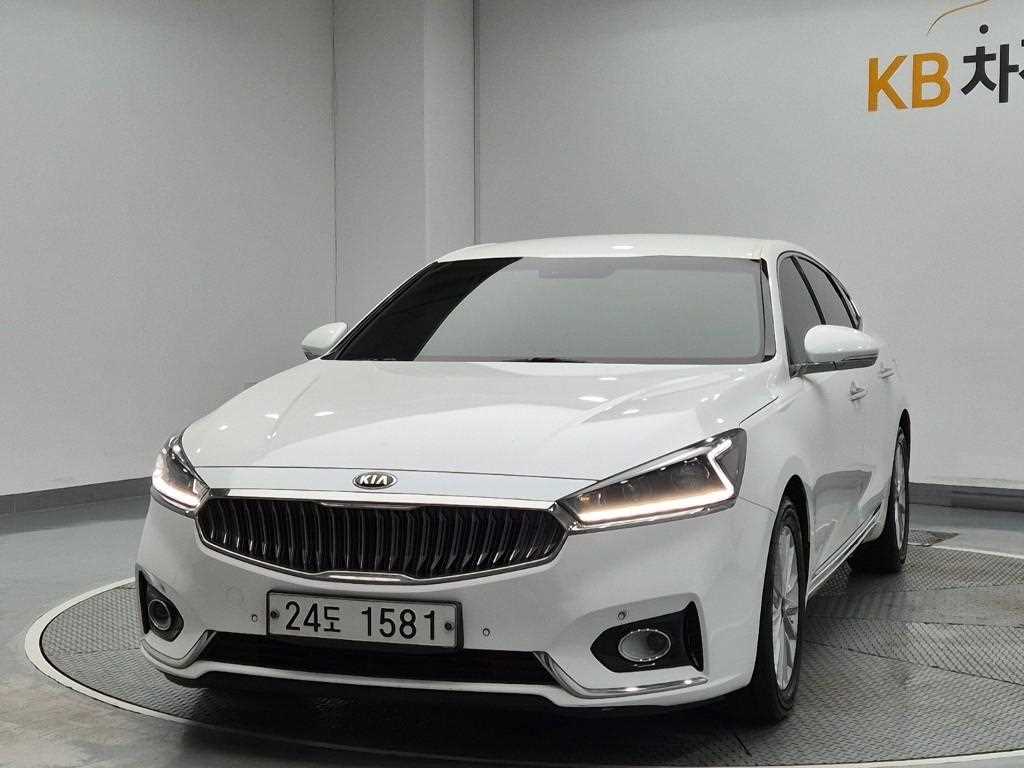 KIA K7 2018 Blanco - Importación desde Corea - HF Imports Iquique - Foto 1