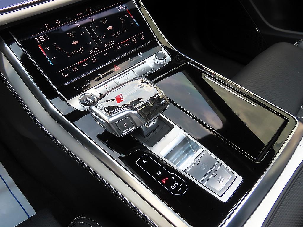 Audi Q8 - Vista 11