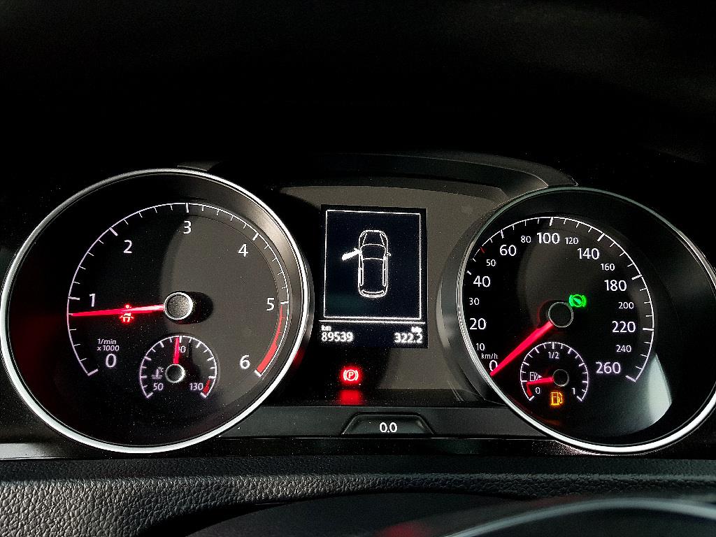 Volkswagen Golf - Vista 6