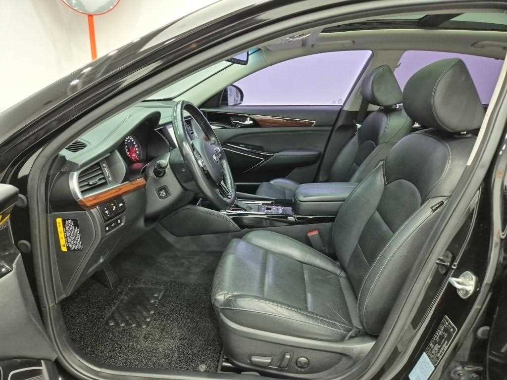 KIA K7 - Vista 11