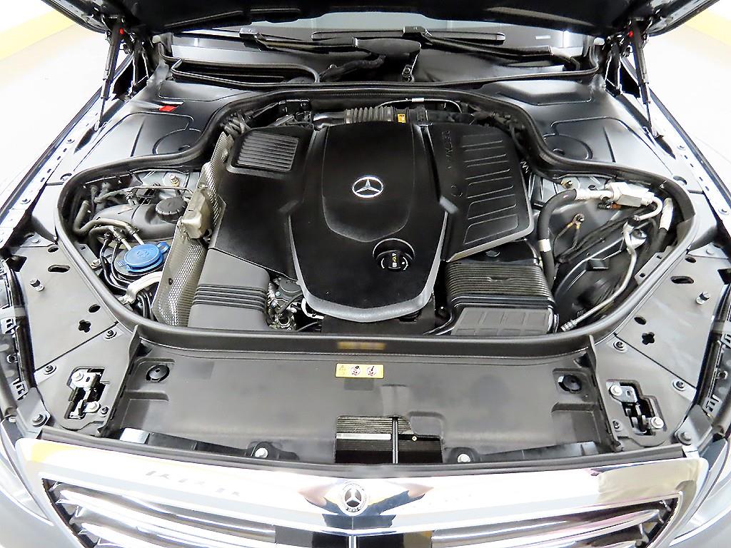 Mercedes Benz S Class 2019 Gris - Importación desde Corea - HF Imports Iquique - Foto 19
