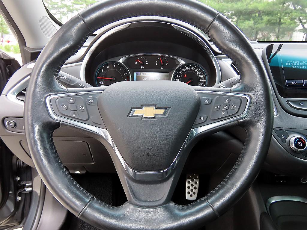 Chevrolet Malibu - Vista 8