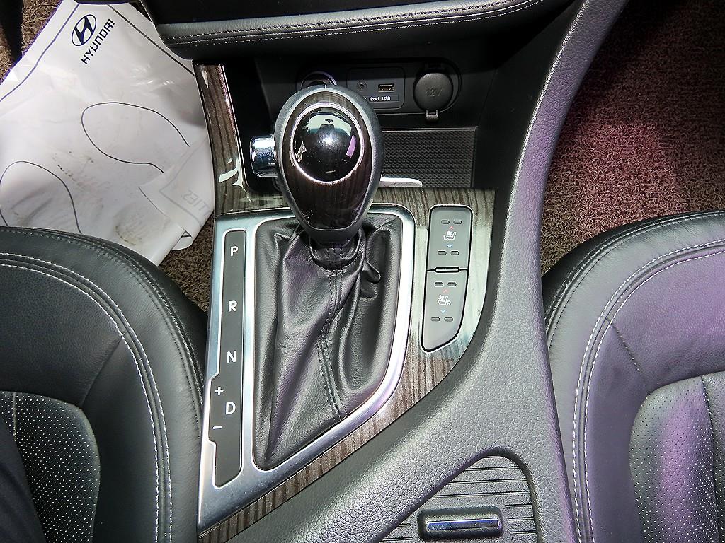 KIA K5 - Vista 10