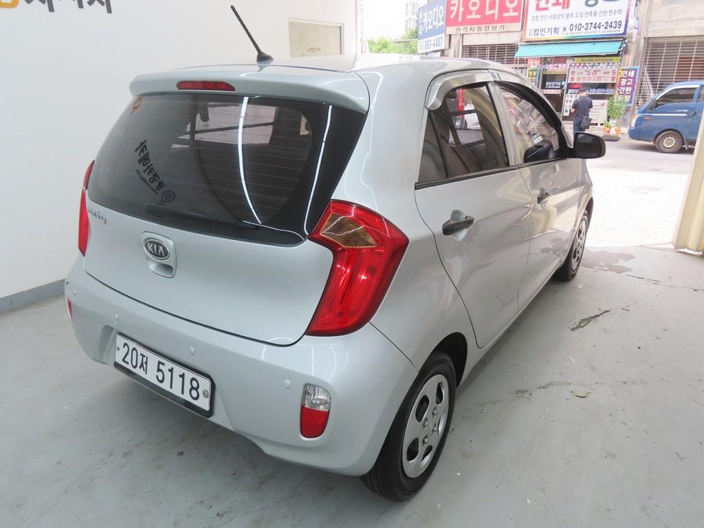 KIA Morning - Vista 3