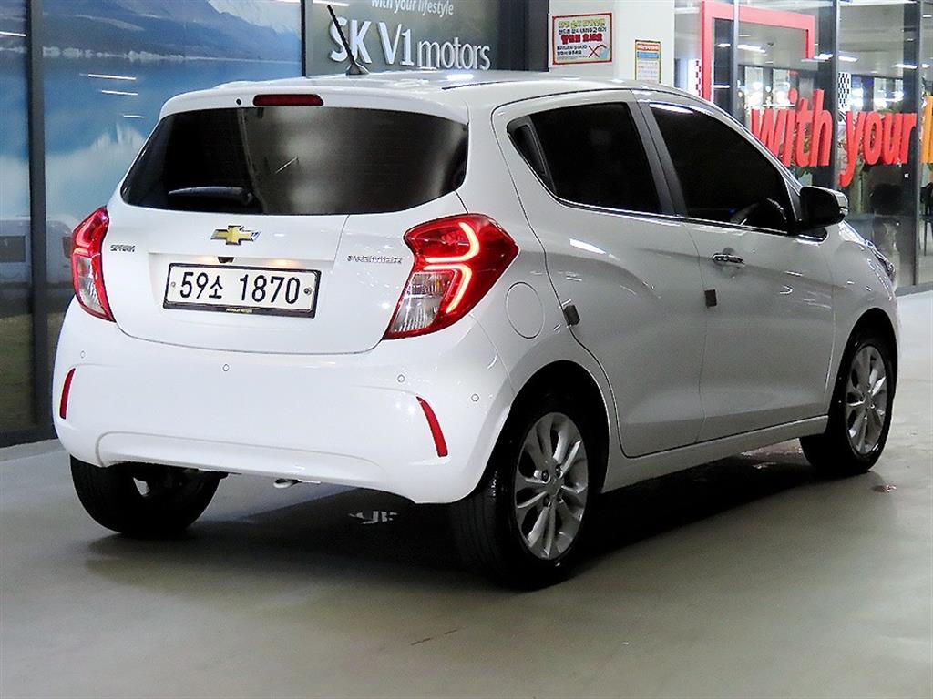 Chevrolet Spark - Vista 4