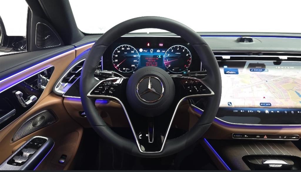 Mercedes Benz E class 2024 Blanco - Importación desde Corea - HF Imports Iquique - Foto 18
