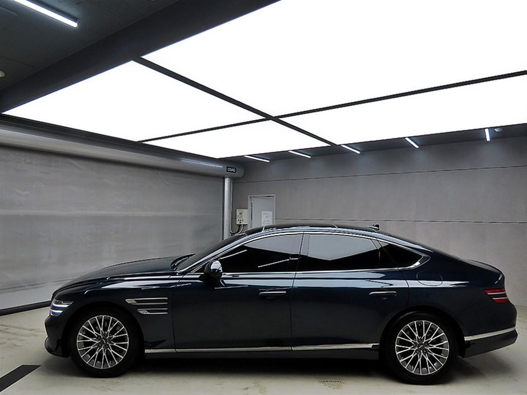 Genesis G80 - Vista 4