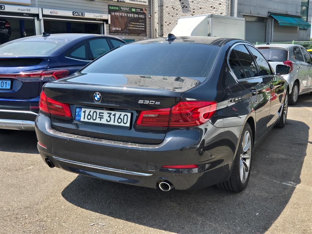 BMW 5 Series - Vista 3