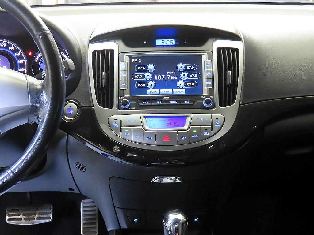 HYUNDAI Avante - Vista 11