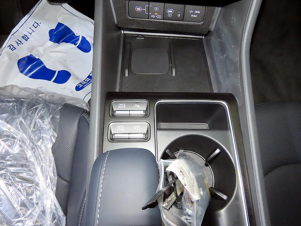 HYUNDAI Sonata - Vista 12