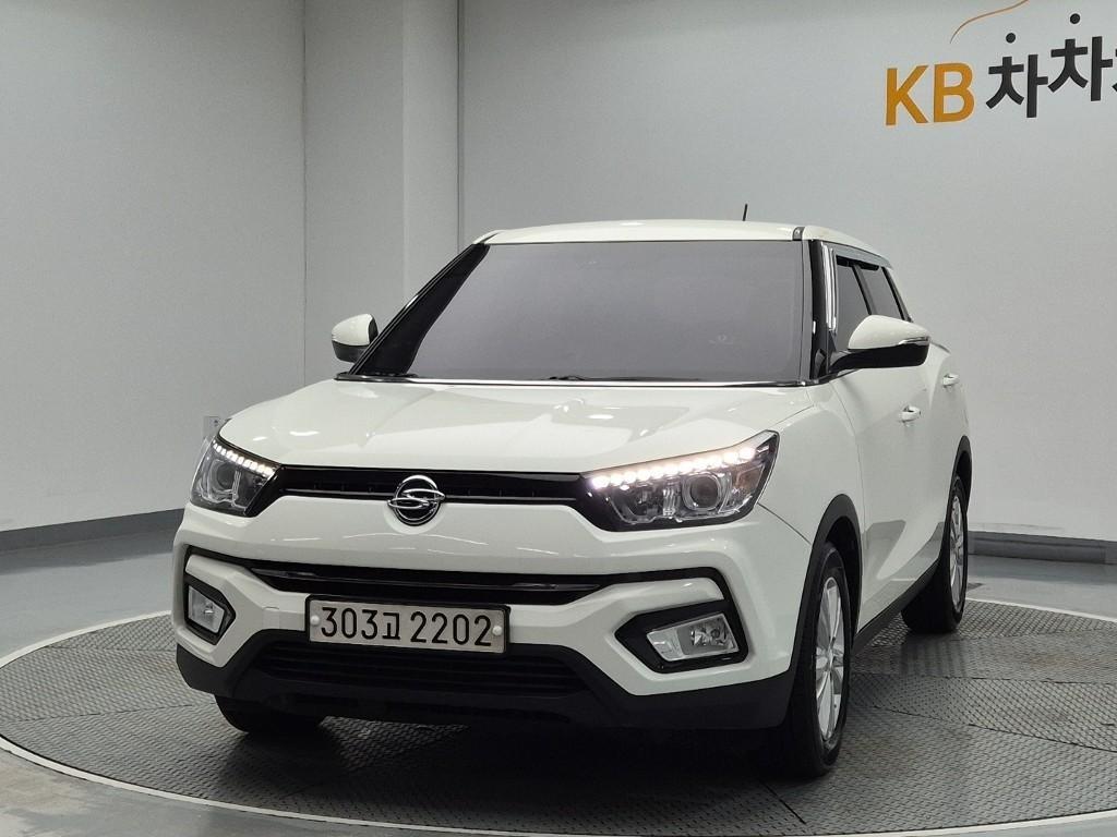 Ssangyong Tivoli 2018 Blanco - Importación desde Corea - HF Imports Iquique - Foto 1