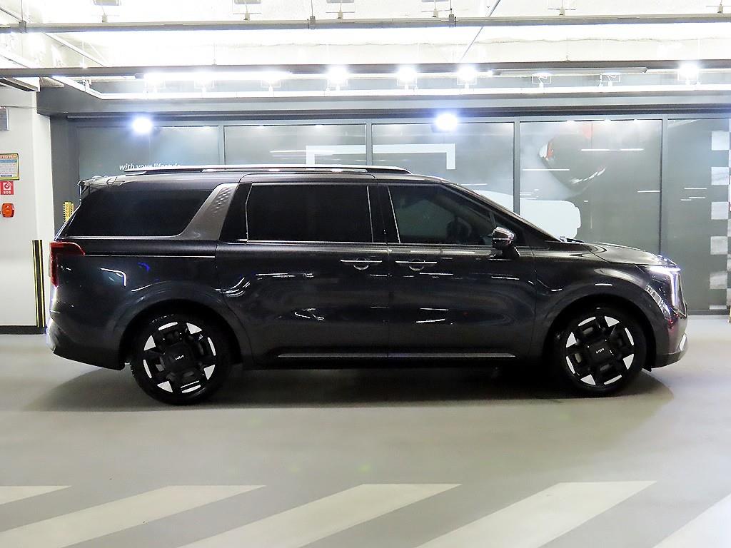 KIA Carnival - Vista 3