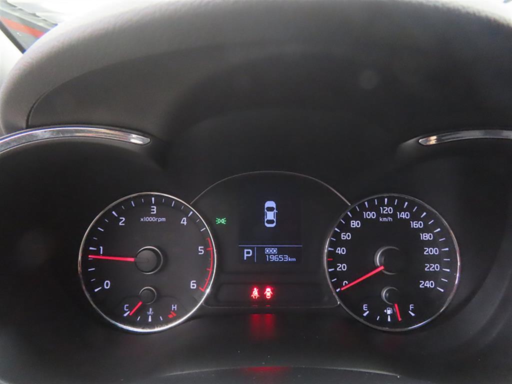 KIA K3 - Vista 9